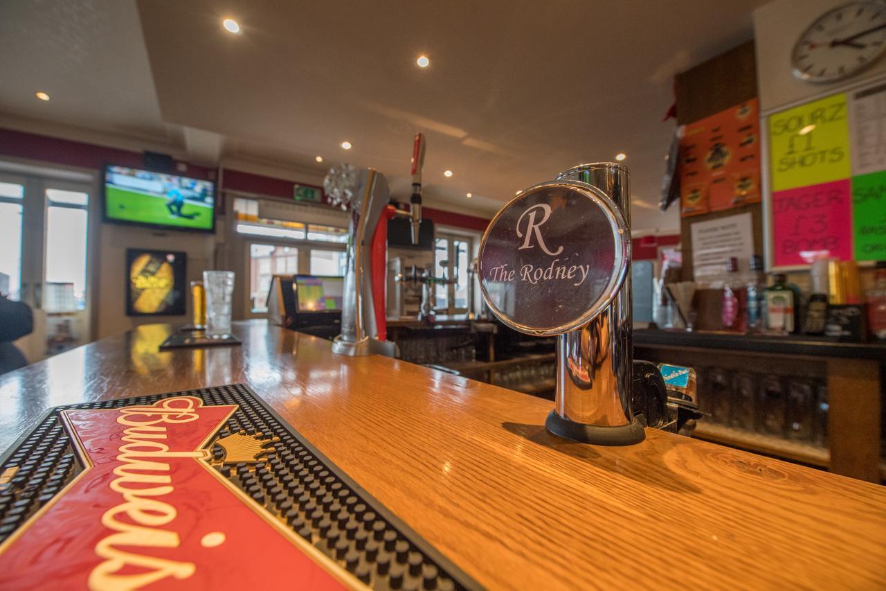 沃灵顿 The Rodney酒店 外观 照片